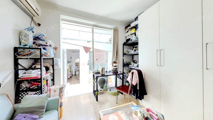 宝钢一村二手房实景图