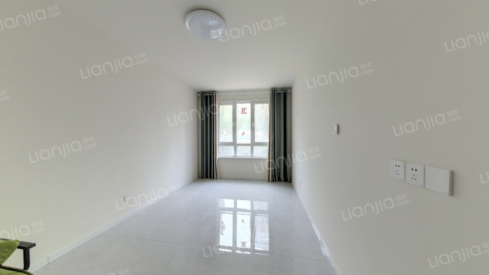 新塘组团佳顺苑二手房实景图