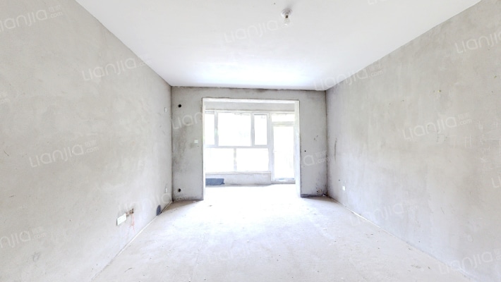 新鼎华府二手房实景图