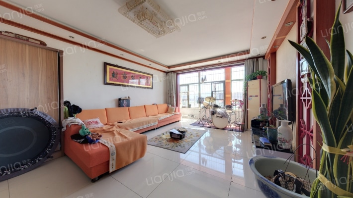 奥林公寓二手房实景图