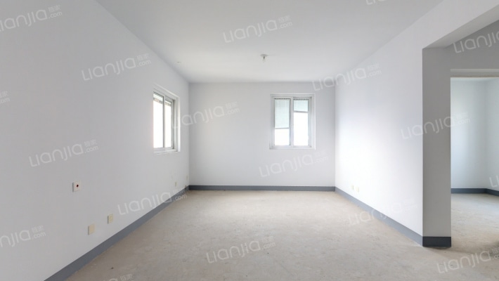 欣鸿公寓二手房实景图