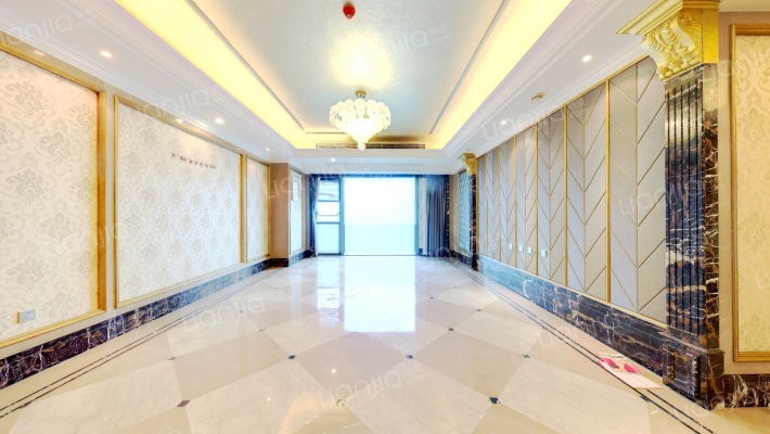 融创玖玺台二手房实景图