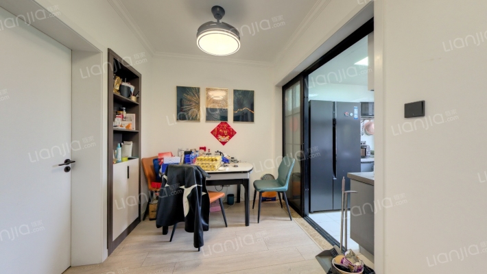 华恒家园二手房实景图