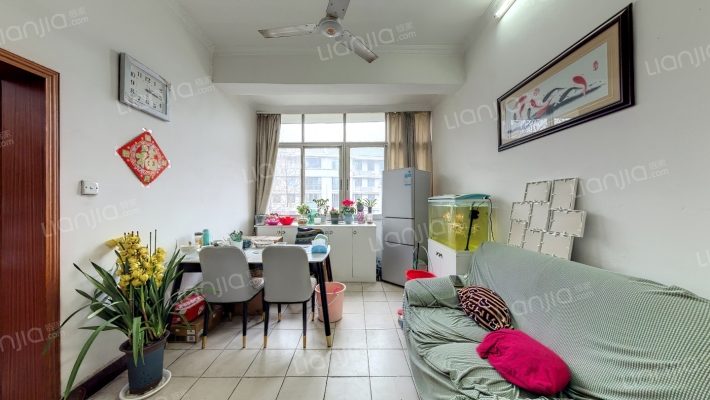 八一路389号二手房实景图