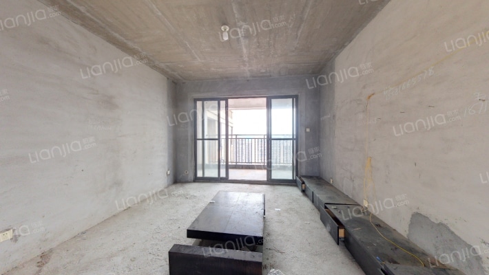 湘诚德峰小区A区二手房实景图