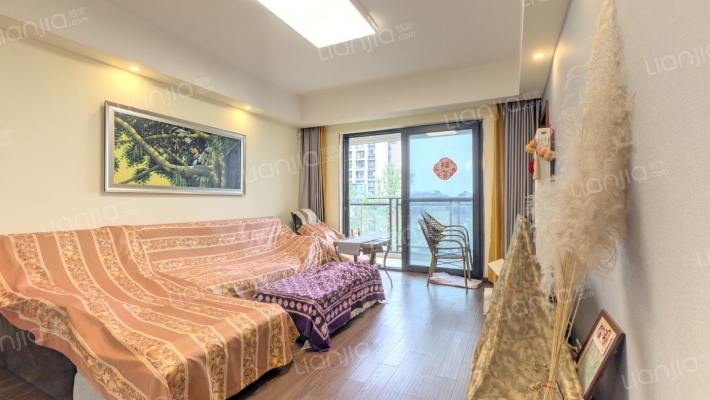 阅山墅二手房实景图