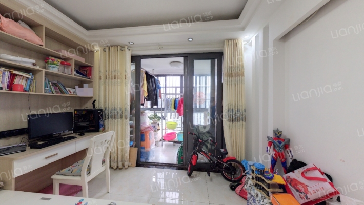 晶蓝上城二手房实景图