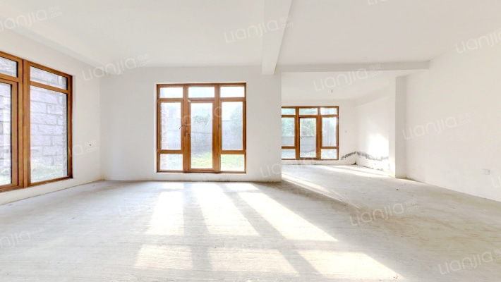 麓山国际碧湖岸二手房实景图