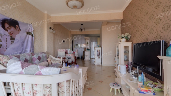 岭秀都江1期二手房实景图