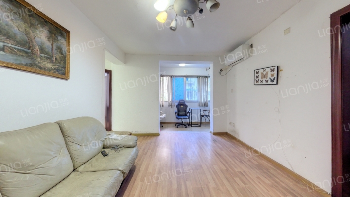 澳深花园二手房实景图