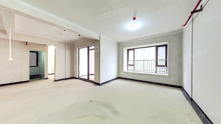 建发央著二手房实景图