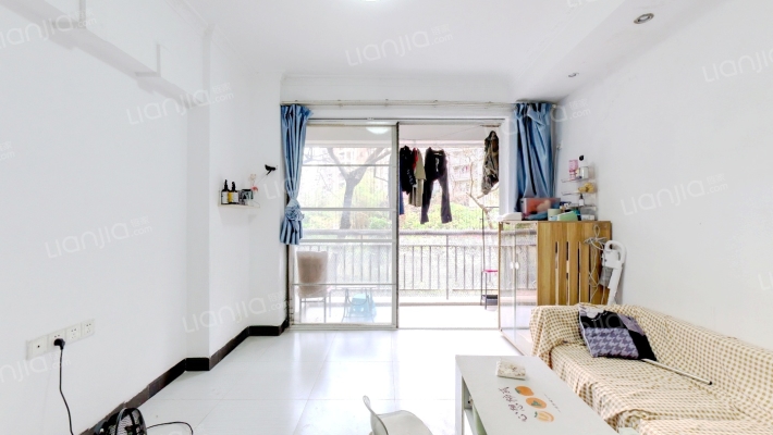 宇宏健康花城一期二手房实景图