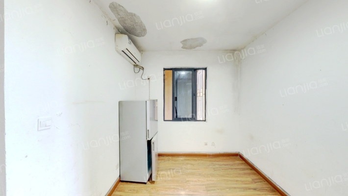 龙峰花园二手房实景图