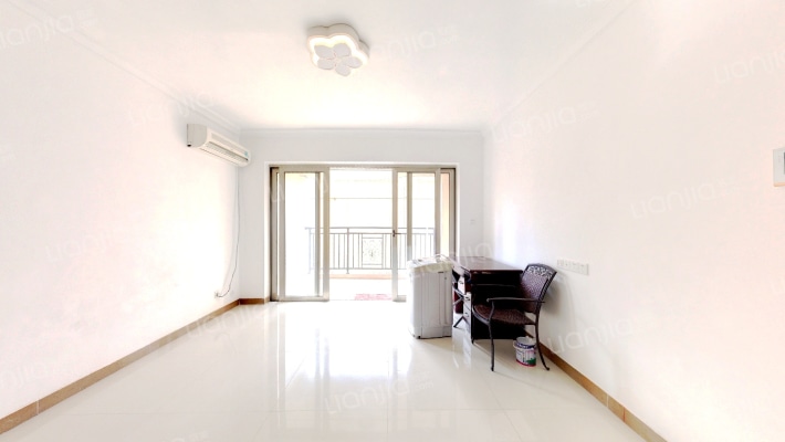 敏捷绿湖首府三期二手房实景图