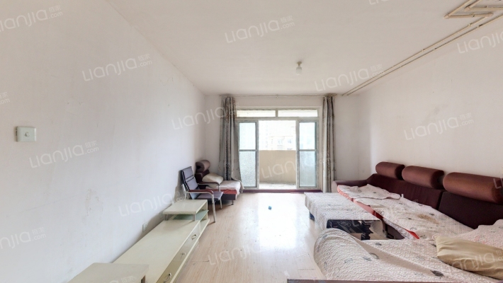 心泊荷花苑二手房实景图