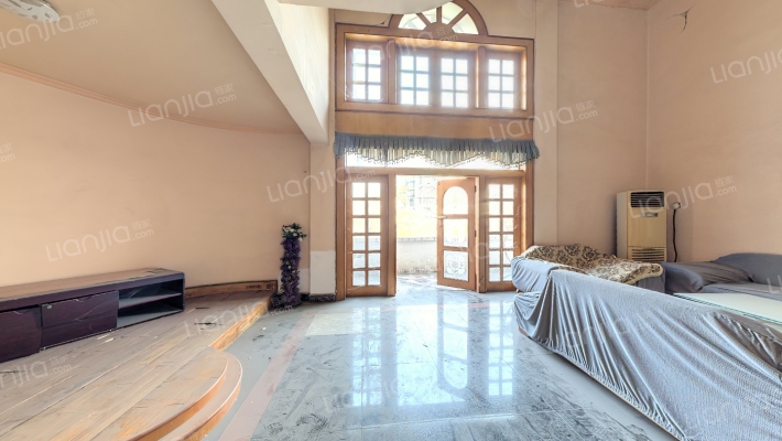 上游三村32号二手房实景图