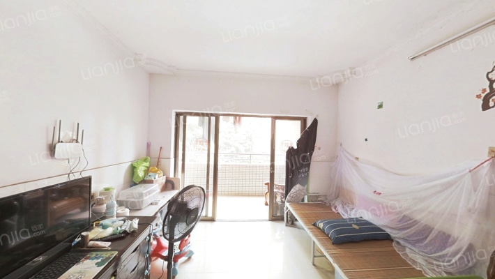 鸿基华庭二手房实景图