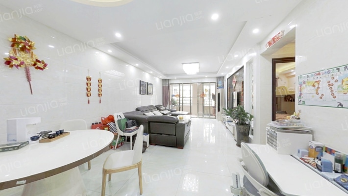 格兰仕凯旋帝景花园二手房实景图