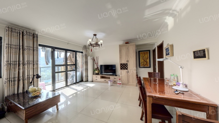 碧桂园翡翠山二期二手房实景图