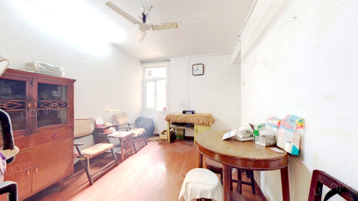 新生里社区二手房实景图