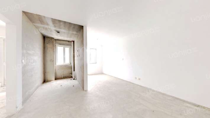 一品山水二手房实景图