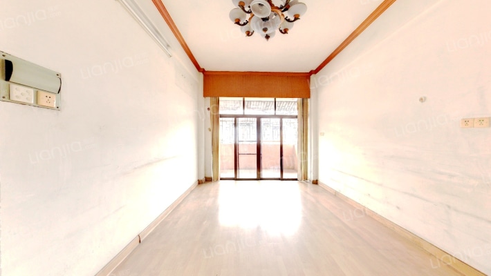 轻工南八街二手房实景图