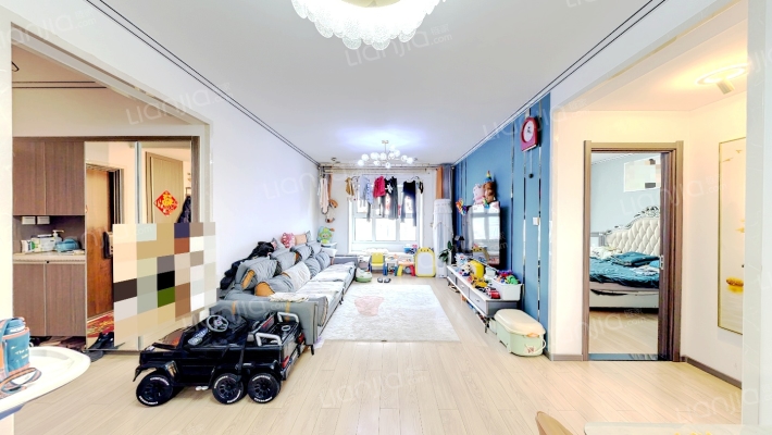 万科赏溪苑二手房实景图