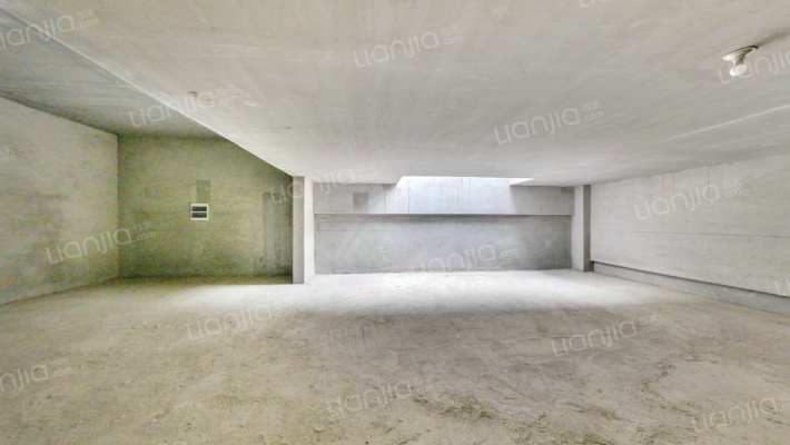 中海尚学府三期二手房实景图