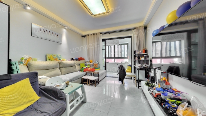 远洋香奈二手房实景图