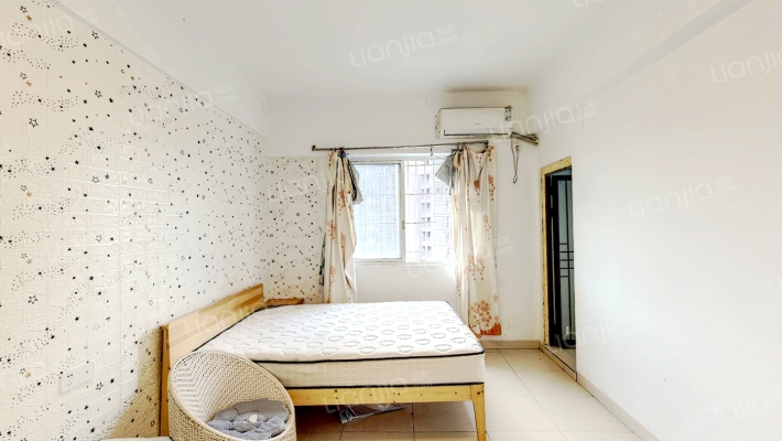 尚辉苑二手房实景图