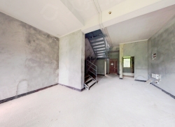 整租·蘭台府 5室1厅 跃层 东南/南_蘭台府租房