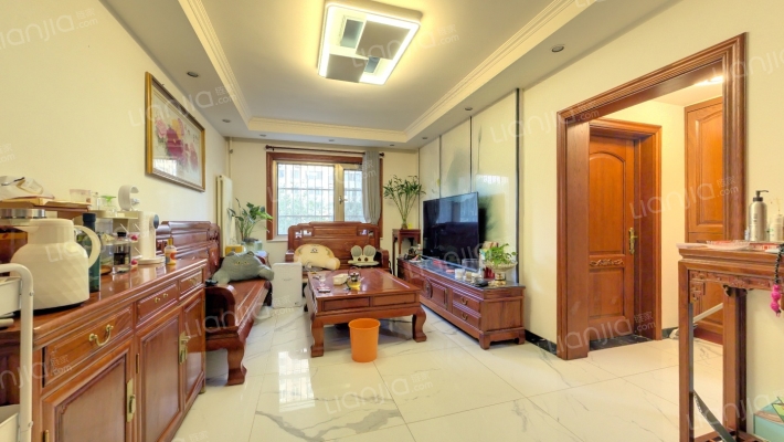 莲怡园一区二手房实景图