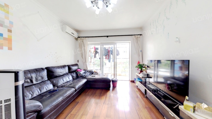 青春家园二手房实景图