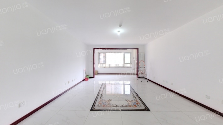 西江华府四区二手房实景图