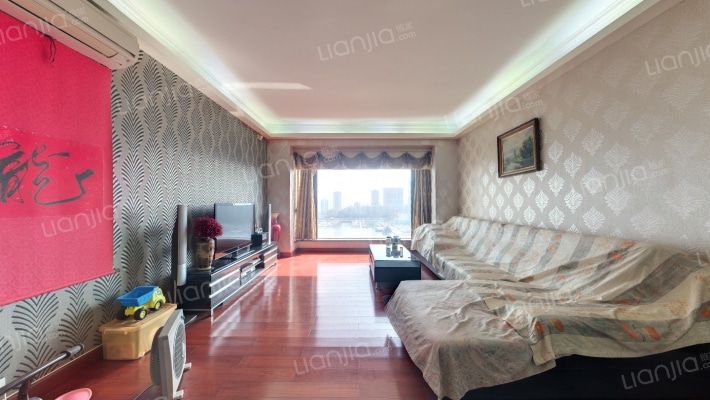 中天维港二手房实景图