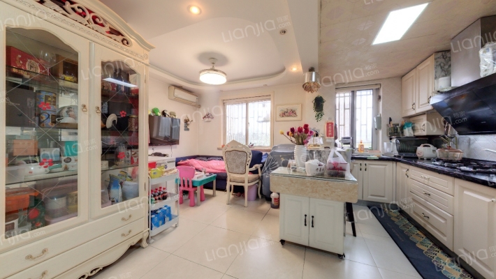 桃园新城新城中虹佳园北区二手房实景图