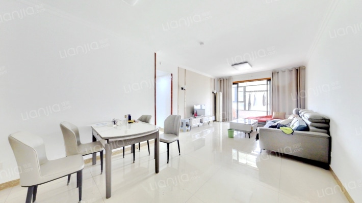 恒大悦珑台二手房实景图