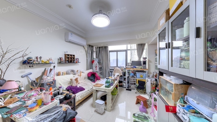 西子一间二手房实景图