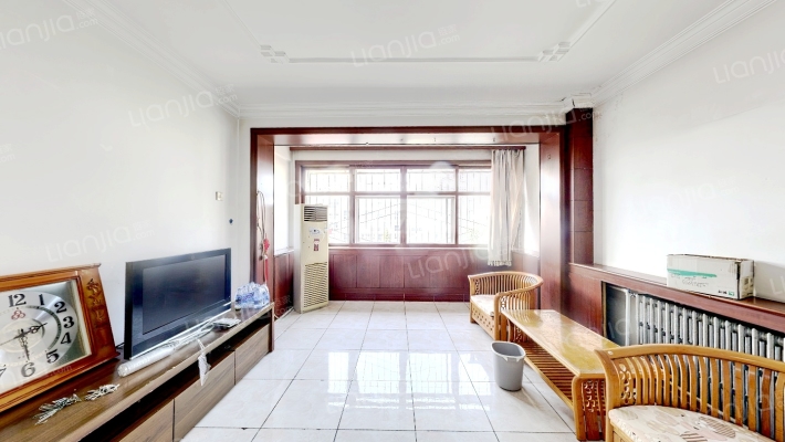 汽修厂小区二手房实景图