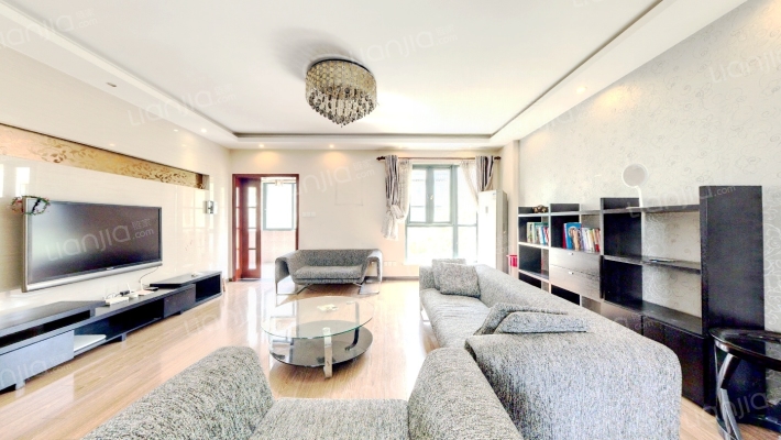 边城香格里二手房实景图