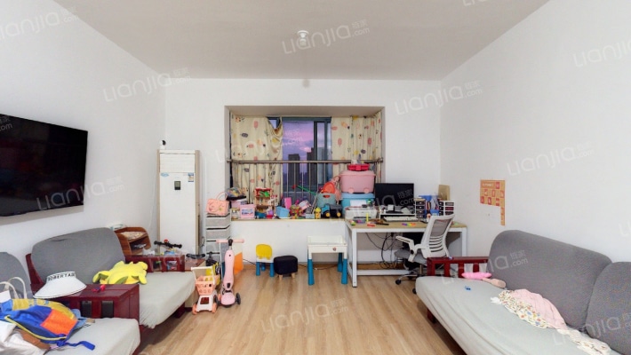 淮合花园B区二手房实景图