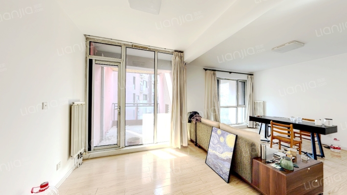 假日风景花园二手房实景图