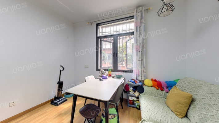 武汉二师教工宿舍二手房实景图