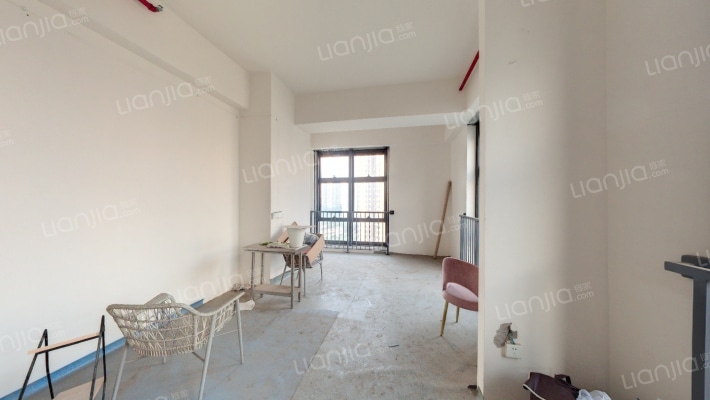 财信北岸铂寓二手房实景图