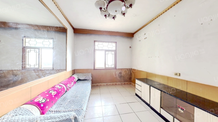 洪庆粮站家属院二手房实景图