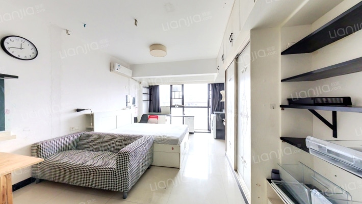 麓谷明珠二手房实景图