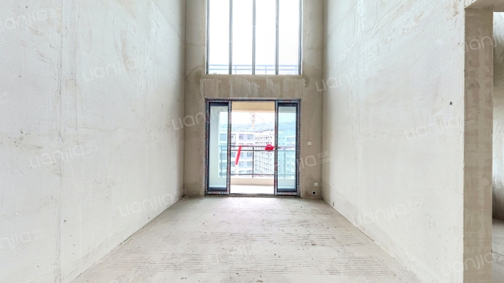 中航昕晖璟辰二手房实景图