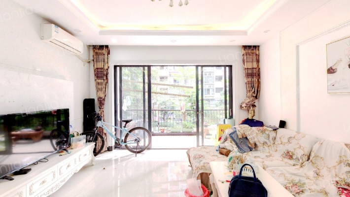 金地格林小城二手房实景图