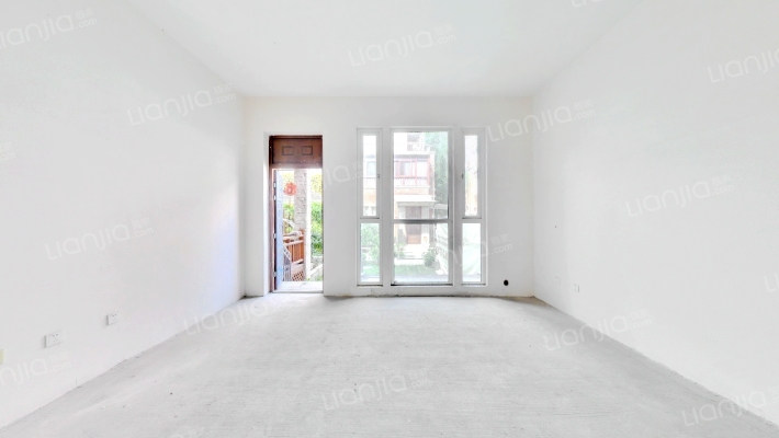 英伦半岛二手房实景图