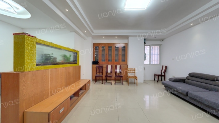 联通大厦二手房实景图